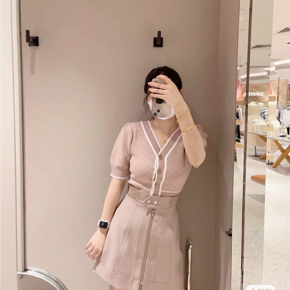 SNIDEL BARRIER PUFF SLEEVE CROPPED KNIT TOPS - Picture 2 of 6